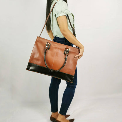 The Signature 17" Leather Laptop Bag, Brown