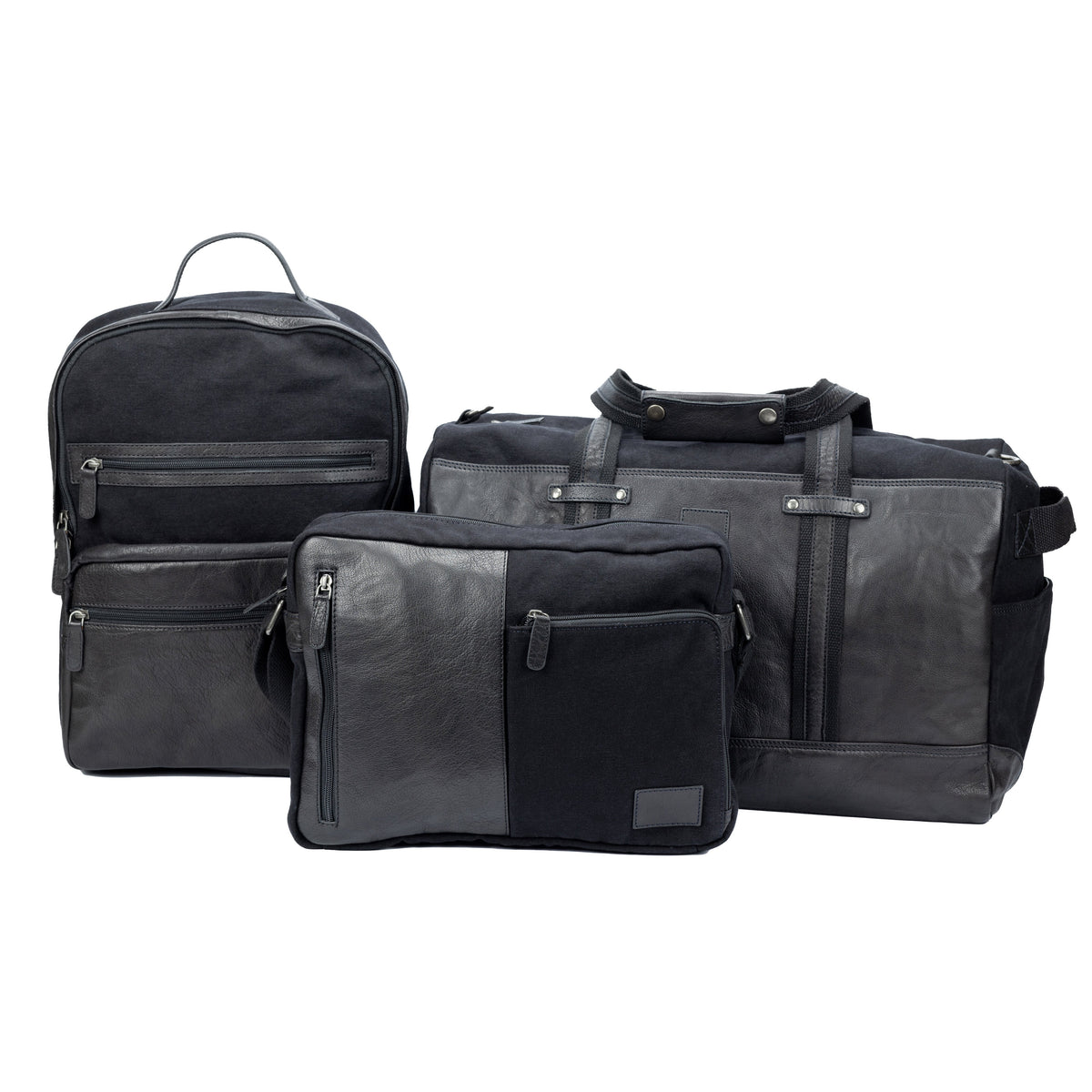 K0024AB | Canvas/Vera Leather Travel Duffle Bag, full-grain, ruffled - Black Color. Nickel Antique Accessories, Zipper Closure. Dimensions: 48 x 31 x 22 cm - Packaging: Tnt bag